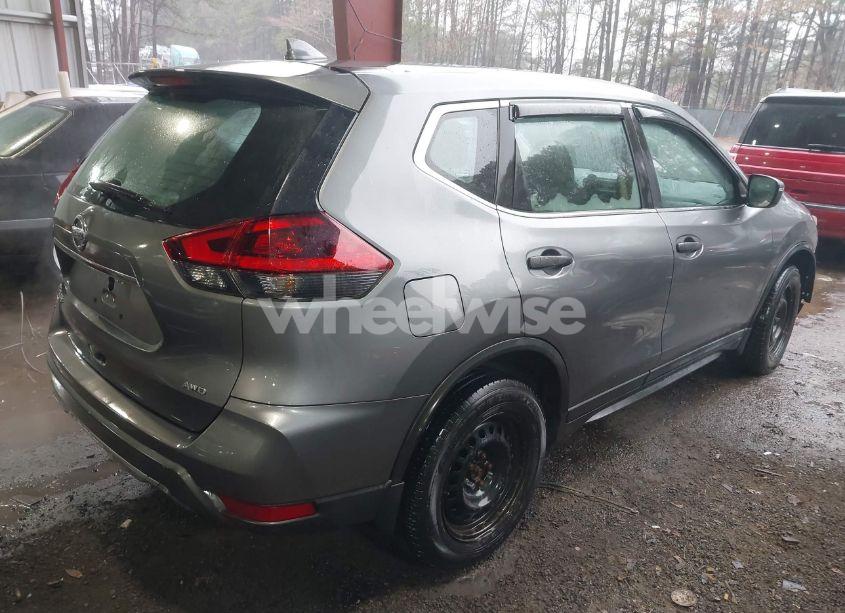 Photo 4 of 2018 Nissan Rogue S/SL/SV (VIN 5N1AT2MV0JC723999)