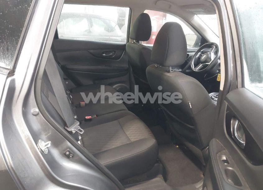 Photo 8 of 2018 Nissan Rogue S/SL/SV (VIN 5N1AT2MV0JC723999)