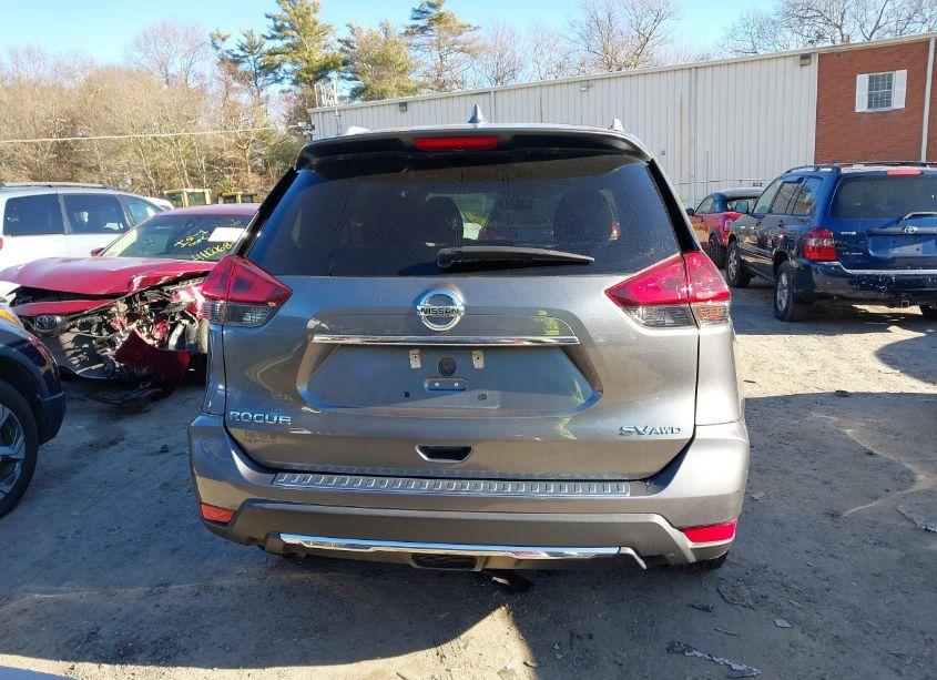 Photo 16 of 2018 Nissan Rogue SV (VIN 5N1AT2MV0JC752919)