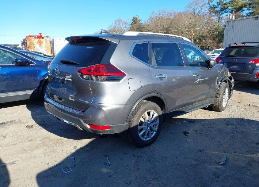 Photo 4 of 2018 Nissan Rogue SV (VIN 5N1AT2MV0JC752919)