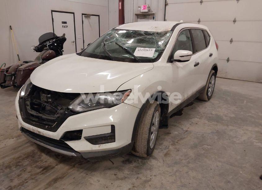 Photo 2 of 2018 Nissan Rogue S/SL/SV (VIN 5N1AT2MV0JC763015)