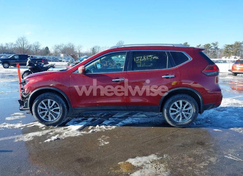 Photo 14 of 2018 Nissan Rogue SV (VIN 5N1AT2MV0JC783653)