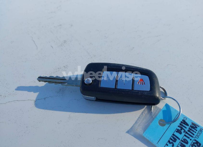 Photo 11 of 2018 Nissan Rogue S (VIN 5N1AT2MV0JC791185)