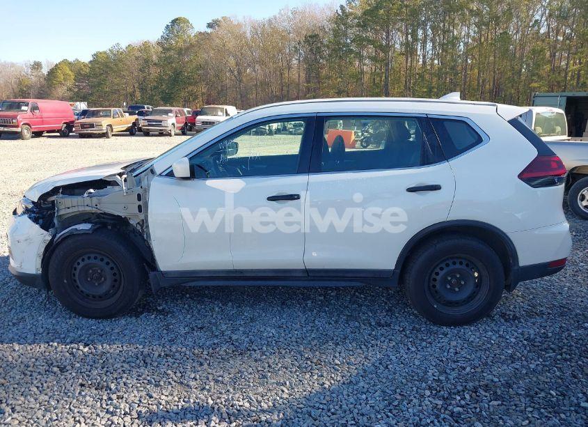 Photo 15 of 2018 Nissan Rogue S (VIN 5N1AT2MV0JC791185)