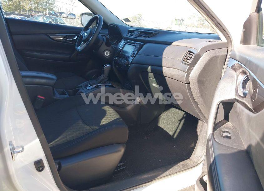 Photo 5 of 2018 Nissan Rogue S (VIN 5N1AT2MV0JC791185)