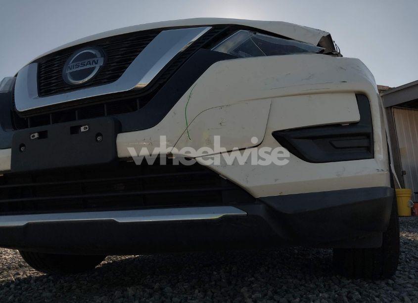 Photo 6 of 2018 Nissan Rogue S (VIN 5N1AT2MV0JC791185)