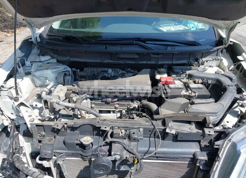 Photo 10 of 2018 Nissan Rogue SV (VIN 5N1AT2MV0JC819194)