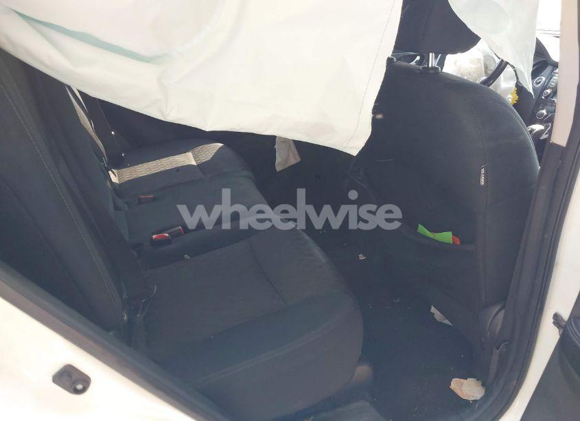 Photo 8 of 2018 Nissan Rogue SV (VIN 5N1AT2MV0JC819194)