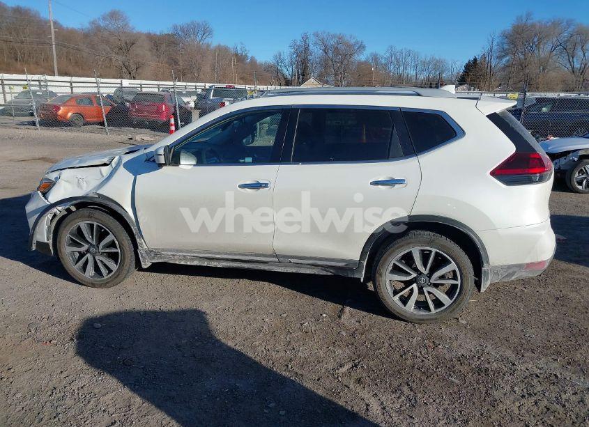 Photo 14 of 2019 Nissan Rogue SL (VIN 5N1AT2MV0KC712535)