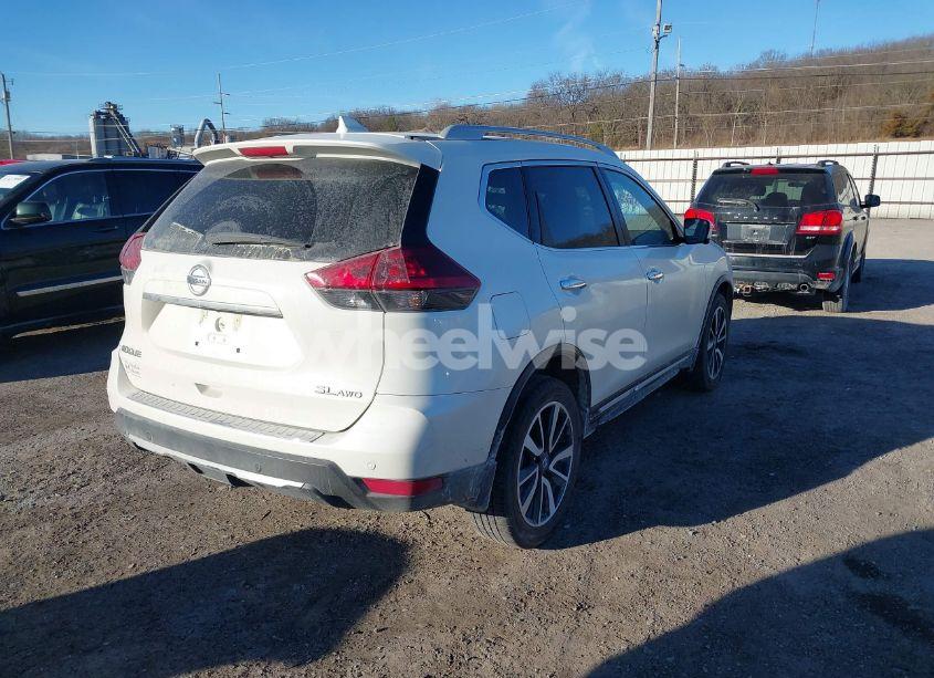 Photo 4 of 2019 Nissan Rogue SL (VIN 5N1AT2MV0KC712535)