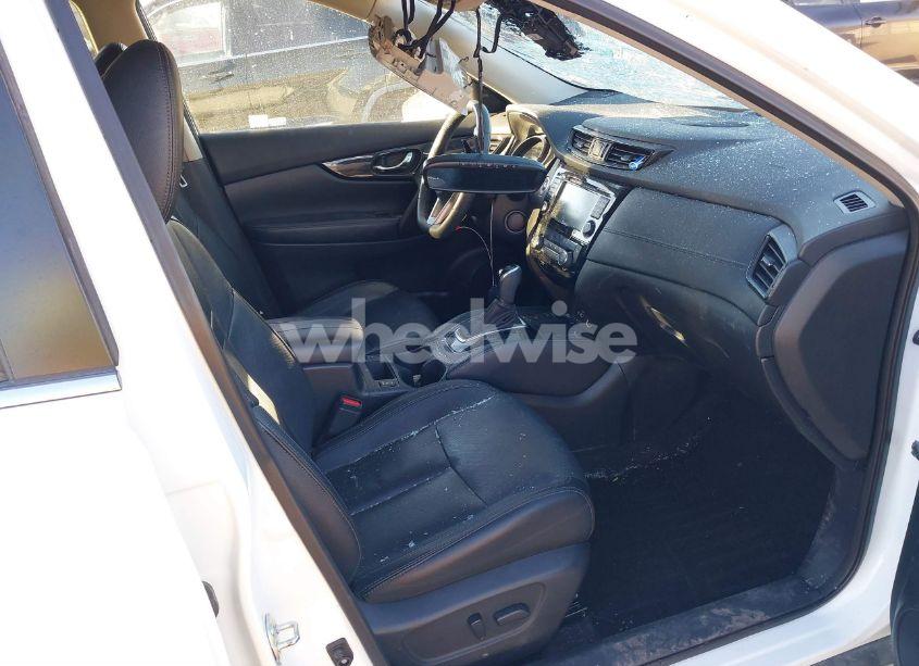 Photo 5 of 2019 Nissan Rogue SL (VIN 5N1AT2MV0KC712535)