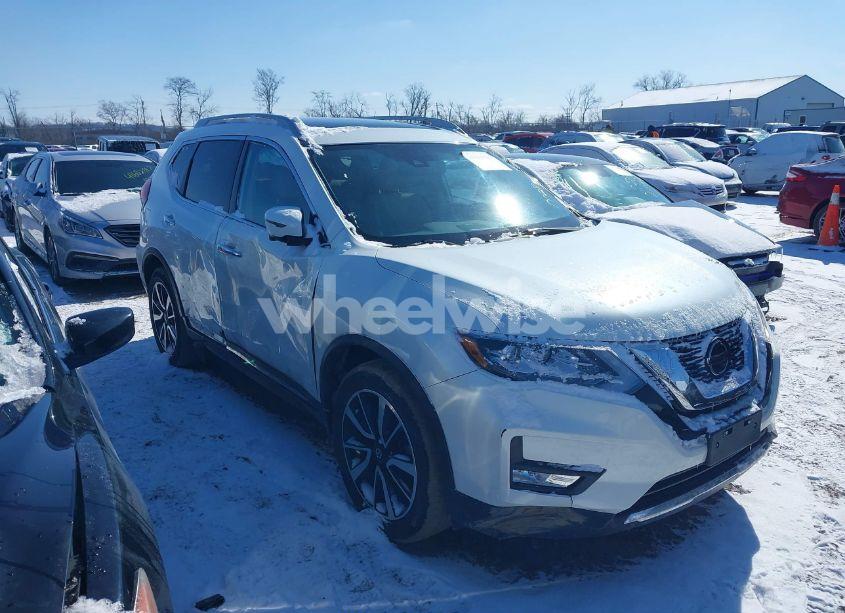 2019 Nissan Rogue SL (VIN 5N1AT2MV0KC729108) main photo
