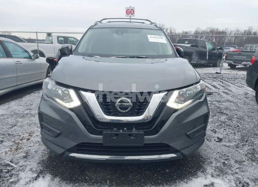 Photo 12 of 2019 Nissan Rogue S (VIN 5N1AT2MV0KC740884)