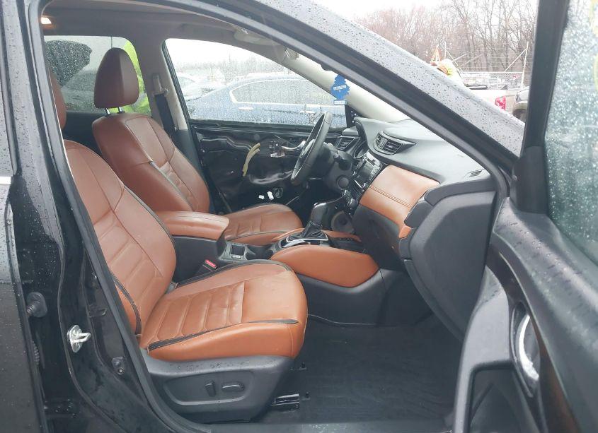 Photo 5 of 2019 Nissan Rogue SL (VIN 5N1AT2MV0KC787994)