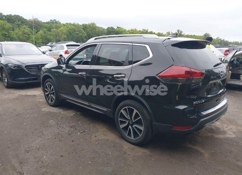 Photo 3 of 2019 Nissan Rogue SL (VIN 5N1AT2MV0KC797750)