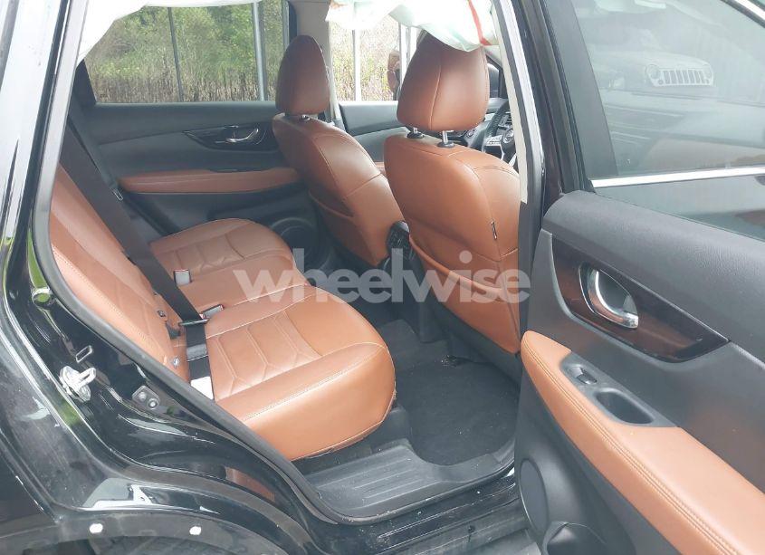 Photo 8 of 2019 Nissan Rogue SL (VIN 5N1AT2MV0KC797750)