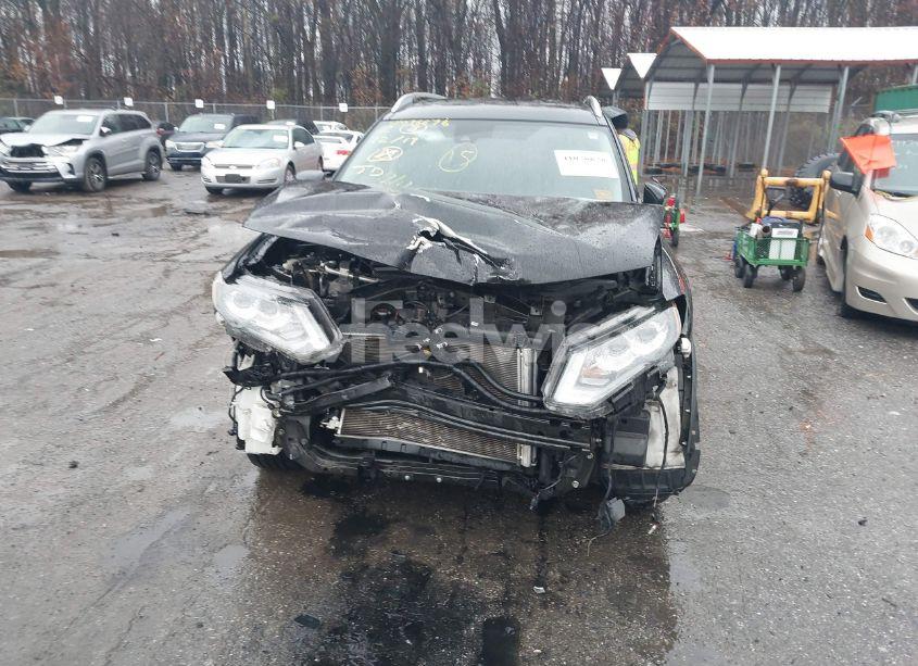 Photo 12 of 2019 Nissan Rogue SL (VIN 5N1AT2MV0KC802252)