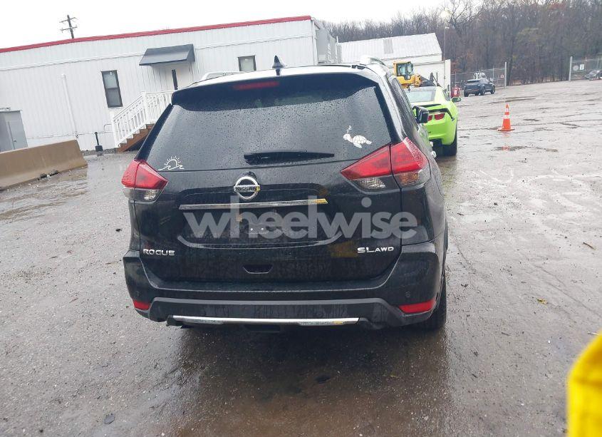 Photo 16 of 2019 Nissan Rogue SL (VIN 5N1AT2MV0KC802252)