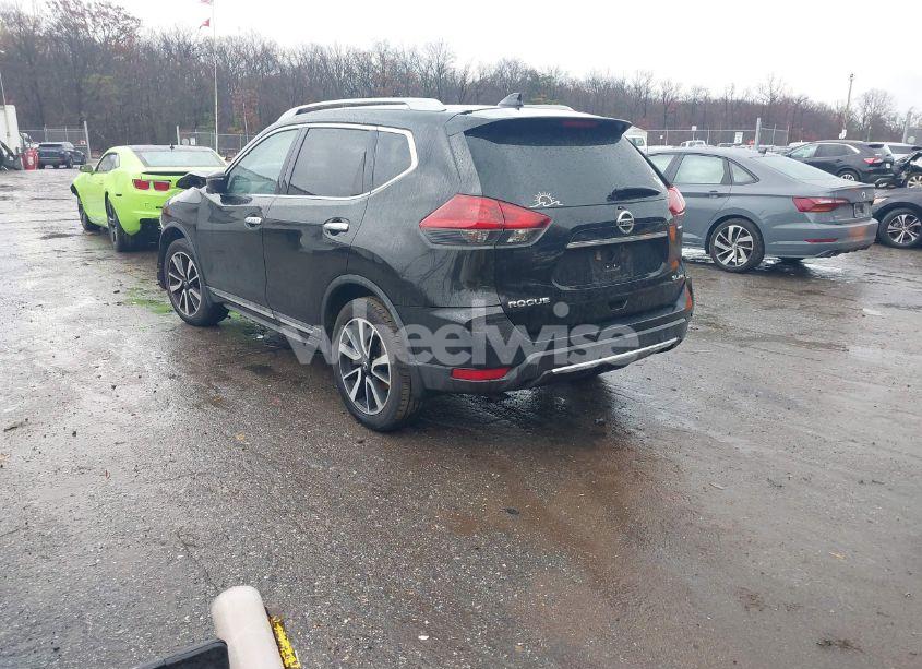 Photo 3 of 2019 Nissan Rogue SL (VIN 5N1AT2MV0KC802252)