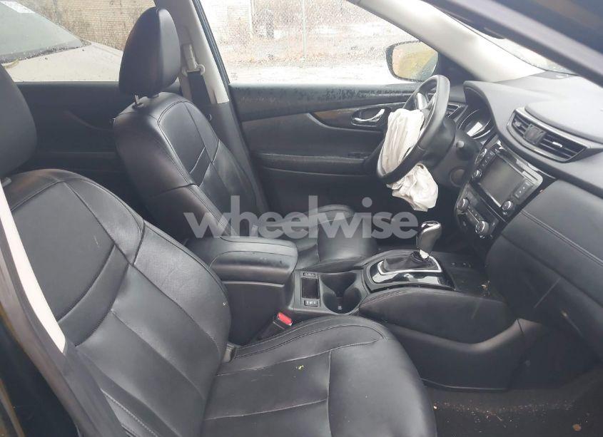 Photo 5 of 2019 Nissan Rogue SL (VIN 5N1AT2MV0KC802252)