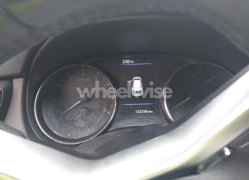 Photo 7 of 2019 Nissan Rogue SL (VIN 5N1AT2MV0KC802252)