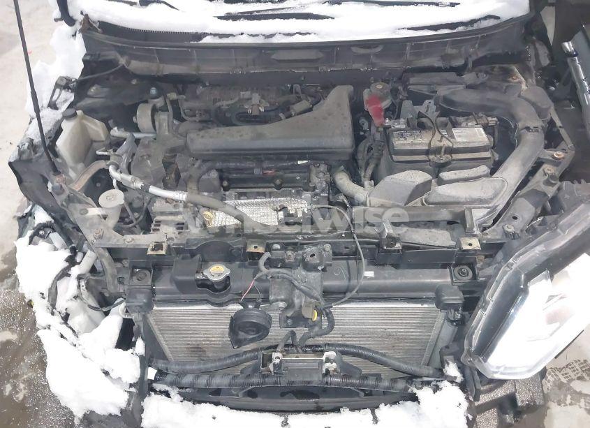 Photo 10 of 2019 Nissan Rogue S (VIN 5N1AT2MV0KC834067)