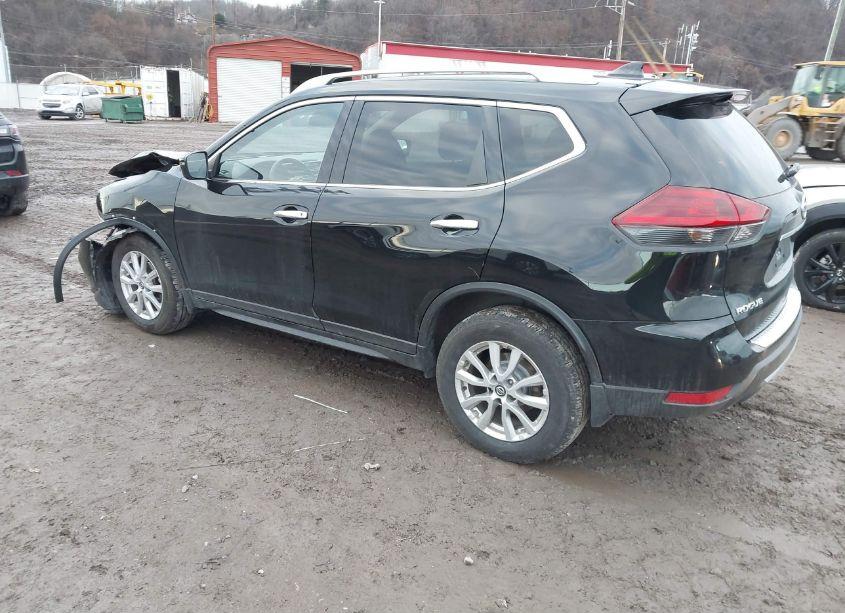 Photo 3 of 2019 Nissan Rogue S (VIN 5N1AT2MV0KC841245)