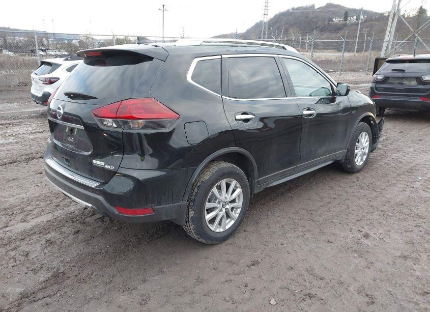 Photo 4 of 2019 Nissan Rogue S (VIN 5N1AT2MV0KC841245)