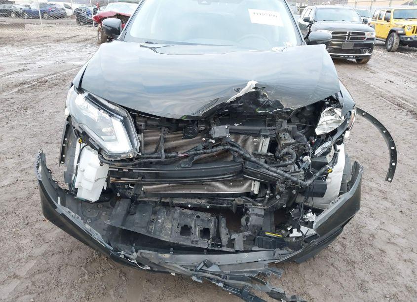 Photo 6 of 2019 Nissan Rogue S (VIN 5N1AT2MV0KC841245)