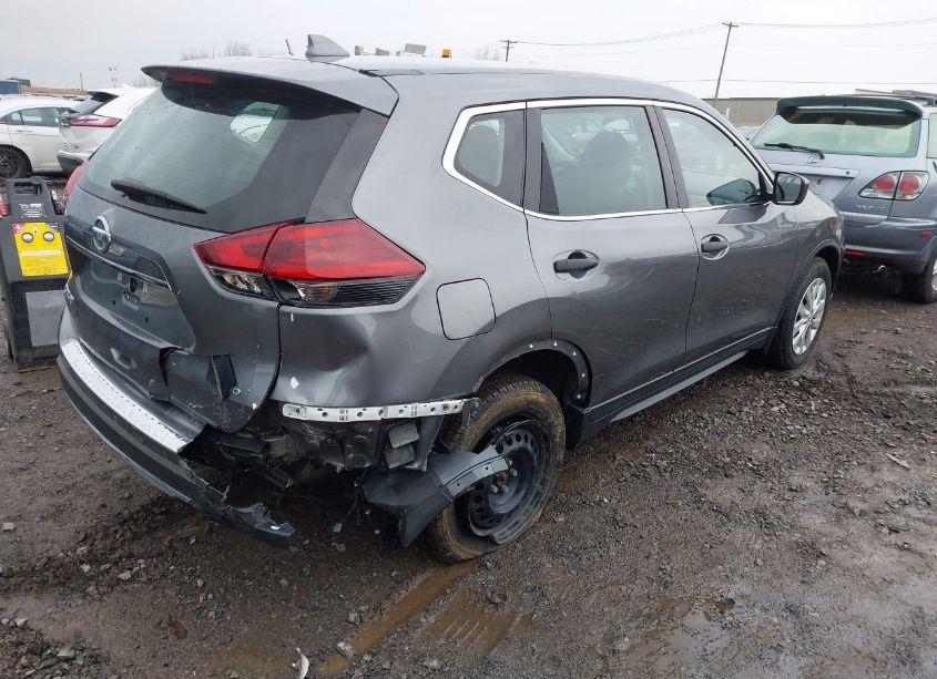 Photo 4 of 2019 Nissan Rogue S (VIN 5N1AT2MV0KC841732)