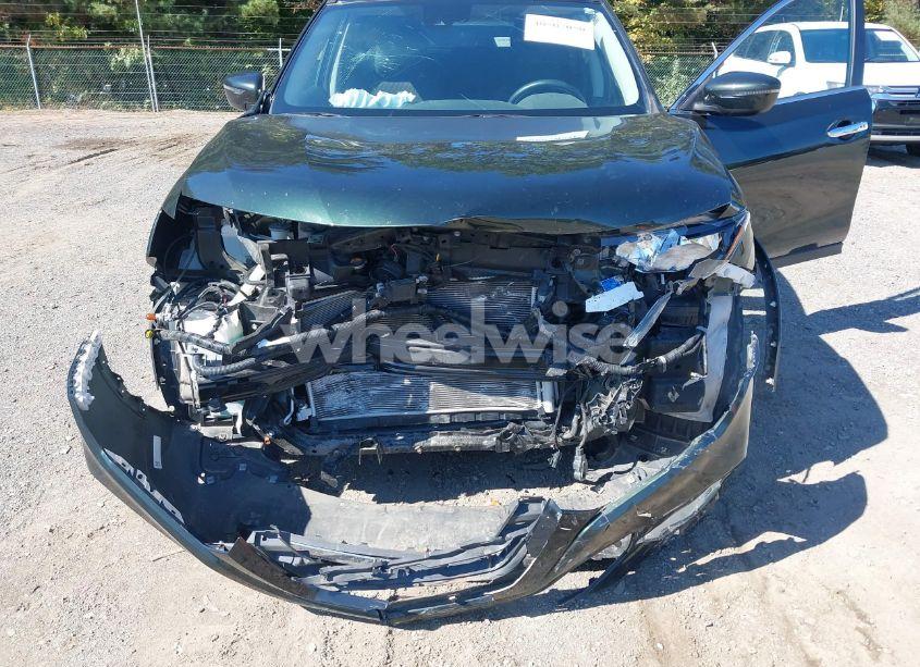 Photo 6 of 2020 Nissan Rogue SV INTELLIGENT AWD (VIN 5N1AT2MV0LC717414)