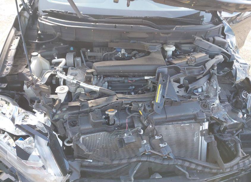 Photo 10 of 2020 Nissan Rogue SV INTELLIGENT AWD (VIN 5N1AT2MV0LC733032)