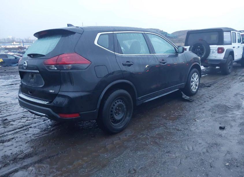 Photo 4 of 2020 Nissan Rogue S INTELLIGENT AWD (VIN 5N1AT2MV0LC751093)