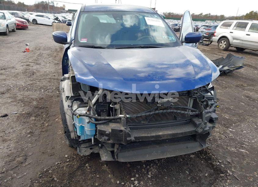 Photo 6 of 2020 Nissan Rogue S INTELLIGENT AWD (VIN 5N1AT2MV0LC778617)