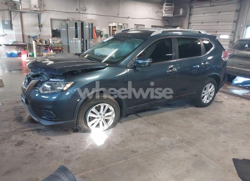 Photo 2 of 2014 Nissan Rogue SV (VIN 5N1AT2MV1EC773901)