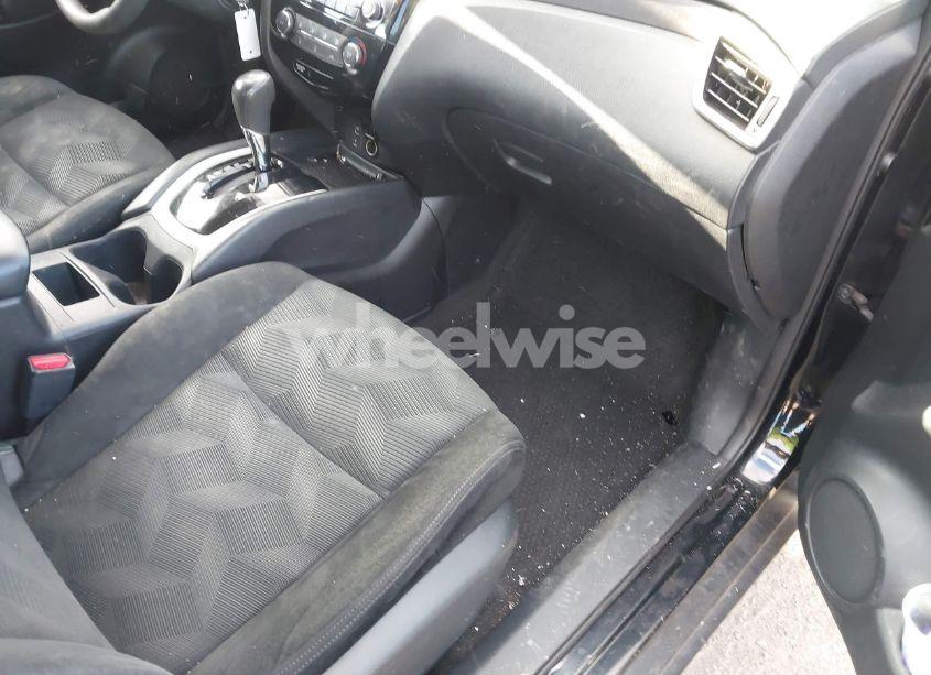 Photo 5 of 2014 Nissan Rogue S (VIN 5N1AT2MV1EC867244)