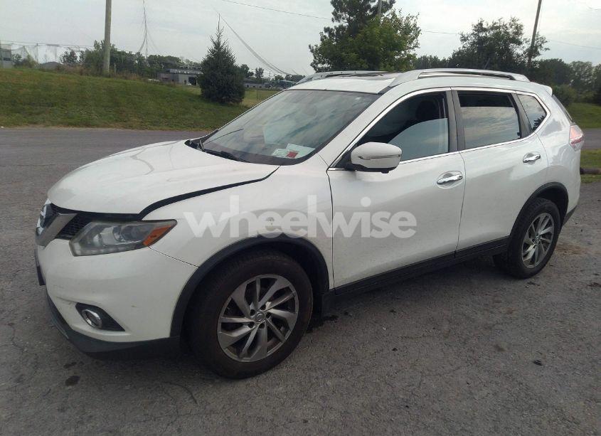 Photo 2 of 2015 Nissan Rogue SL (VIN 5N1AT2MV1FC772412)