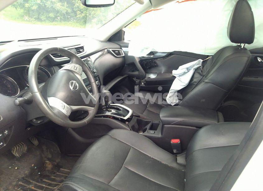 Photo 5 of 2015 Nissan Rogue SL (VIN 5N1AT2MV1FC772412)