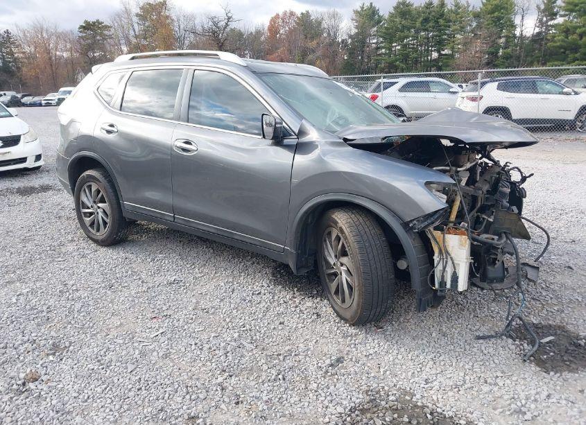 2015 Nissan Rogue SL (VIN 5N1AT2MV1FC829353) main photo
