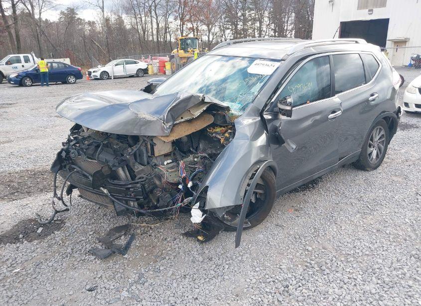 Photo 2 of 2015 Nissan Rogue SL (VIN 5N1AT2MV1FC829353)