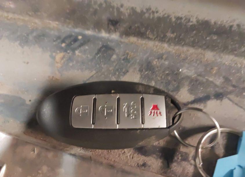 Photo 11 of 2015 Nissan Rogue SL (VIN 5N1AT2MV1FC890900)