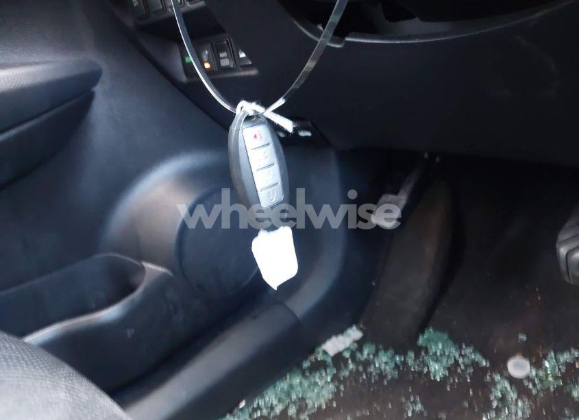 Photo 11 of 2015 Nissan Rogue SL (VIN 5N1AT2MV1FC905184)