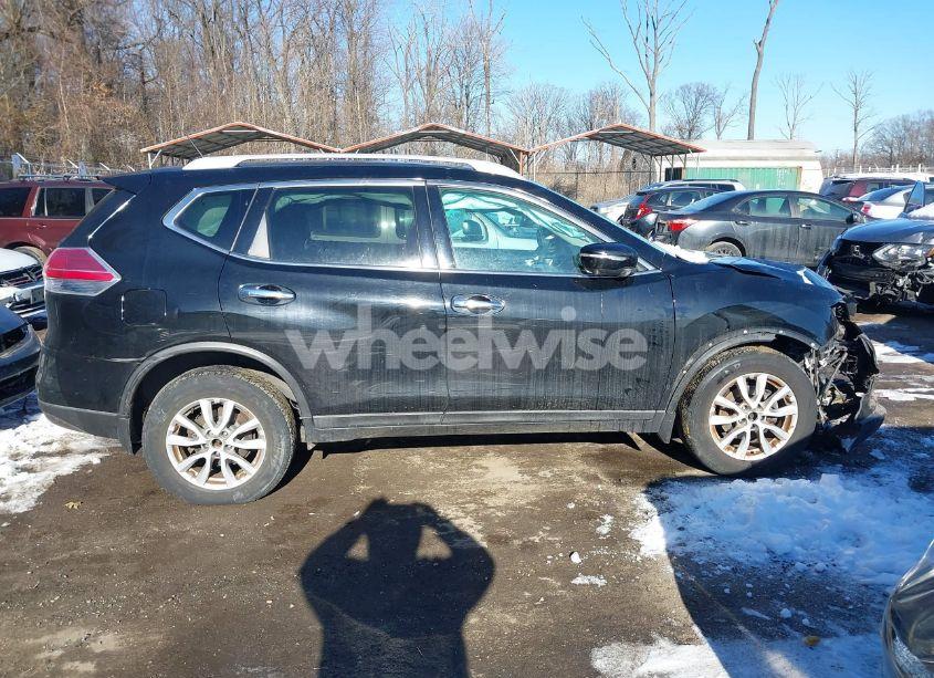 Photo 13 of 2015 Nissan Rogue SV (VIN 5N1AT2MV1FC916265)
