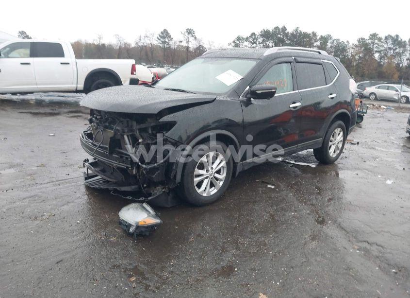 Photo 2 of 2015 Nissan Rogue SV (VIN 5N1AT2MV1FC919327)