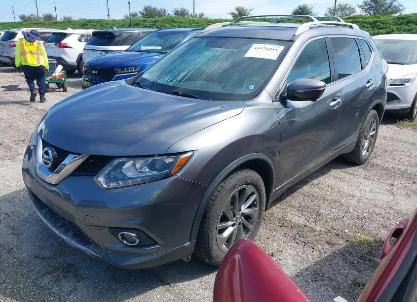Photo 2 of 2015 Nissan Rogue SL (VIN 5N1AT2MV1FC925533)