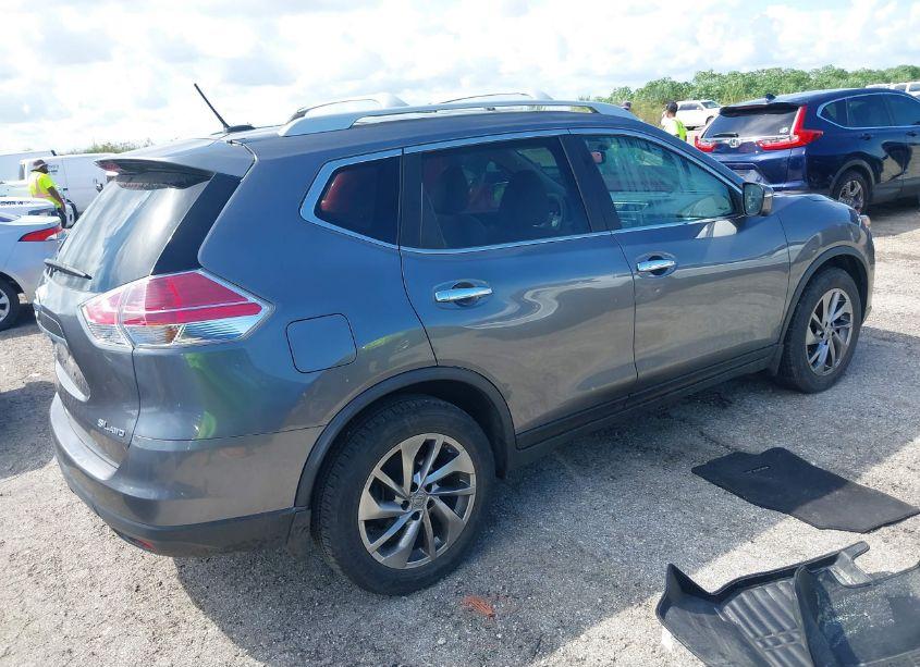 Photo 4 of 2015 Nissan Rogue SL (VIN 5N1AT2MV1FC925533)