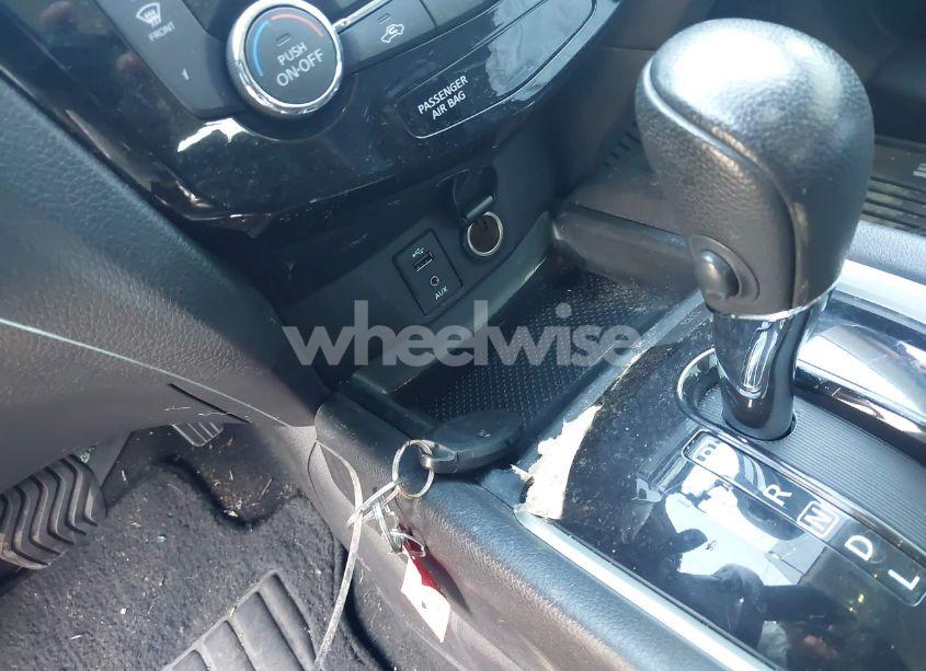 Photo 11 of 2016 Nissan Rogue SL (VIN 5N1AT2MV1GC762867)