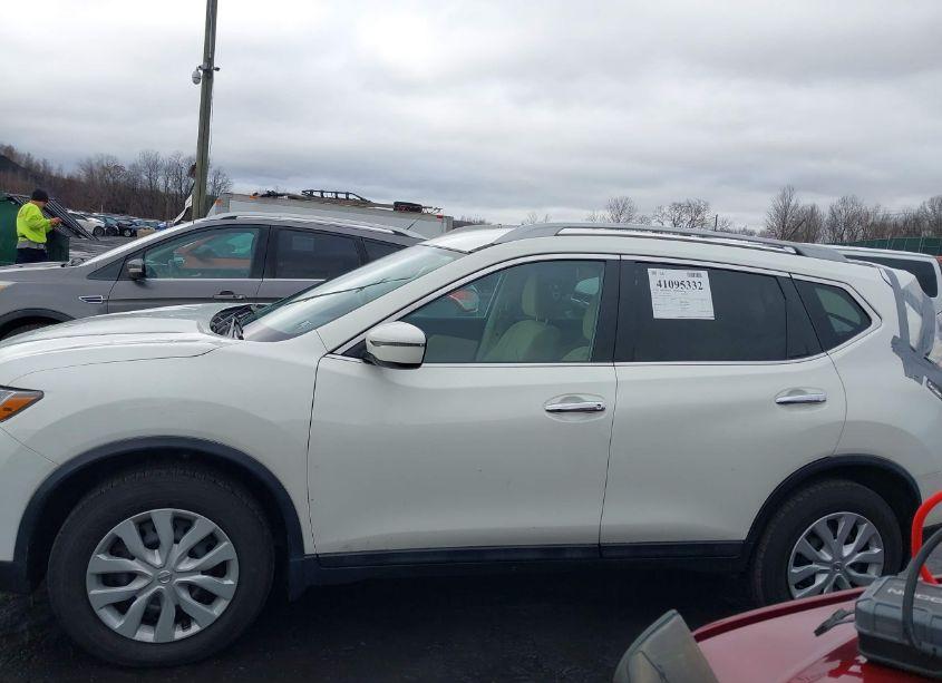 Photo 14 of 2016 Nissan Rogue S (VIN 5N1AT2MV1GC827278)