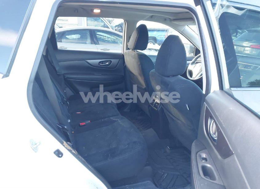 Photo 8 of 2016 Nissan Rogue SV (VIN 5N1AT2MV1GC828186)