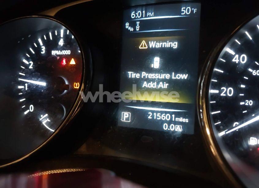 Photo 7 of 2016 Nissan Rogue SL (VIN 5N1AT2MV1GC894656)